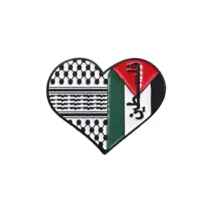 1. Cœur avec motifs palestiniens, couleurs du drapeau, symbole de solidarité et d'amour pour la Palestine.